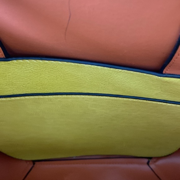 Yellow Tote Bag/Purse - Picture 4 of 9